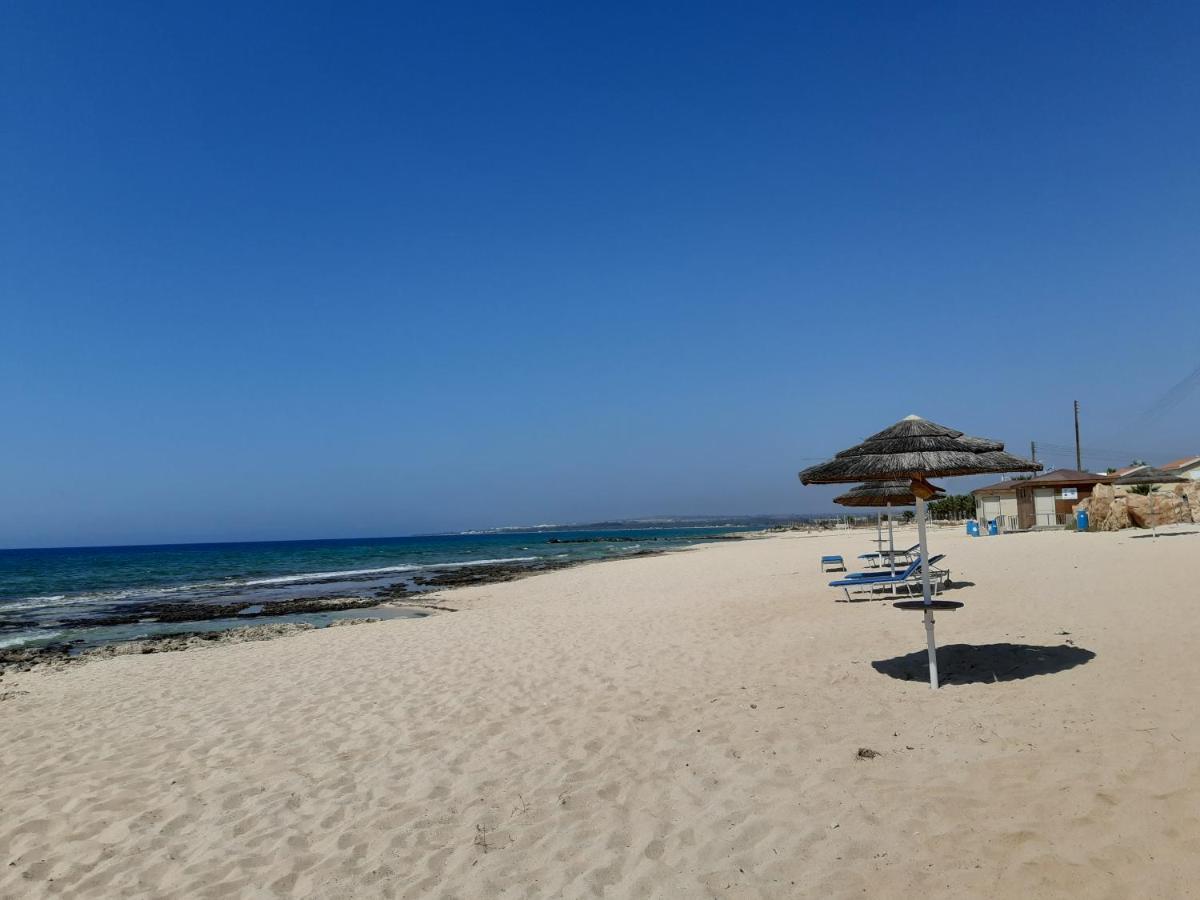 Larnaca Xylophagou 2-Bedroom Apartment With A Shaded Terrace Xylophaghou Bagian luar foto