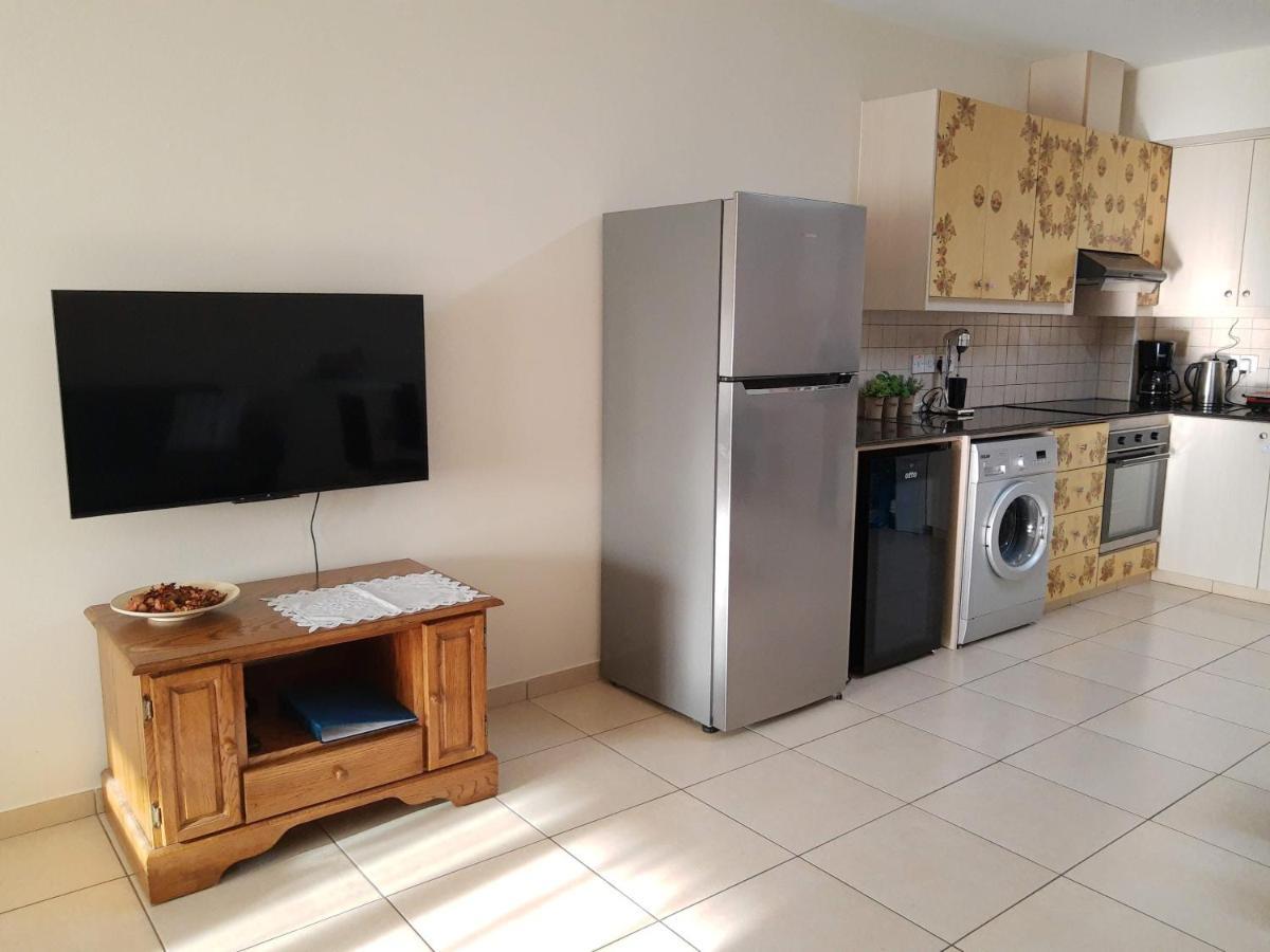 Larnaca Xylophagou 2-Bedroom Apartment With A Shaded Terrace Xylophaghou Bagian luar foto